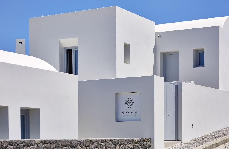 Nova Luxury Suites - Lobi