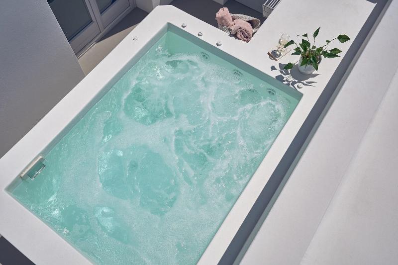Nova Luxury Suites - Teras