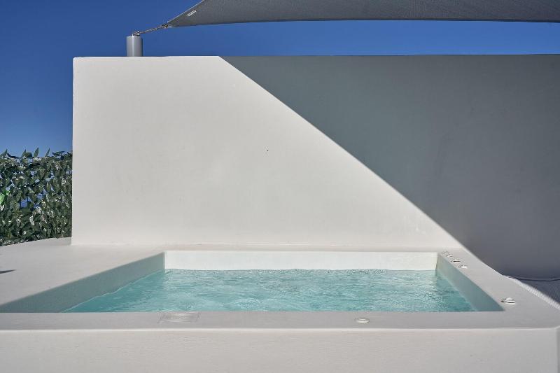 Nova Luxury Suites - Teras