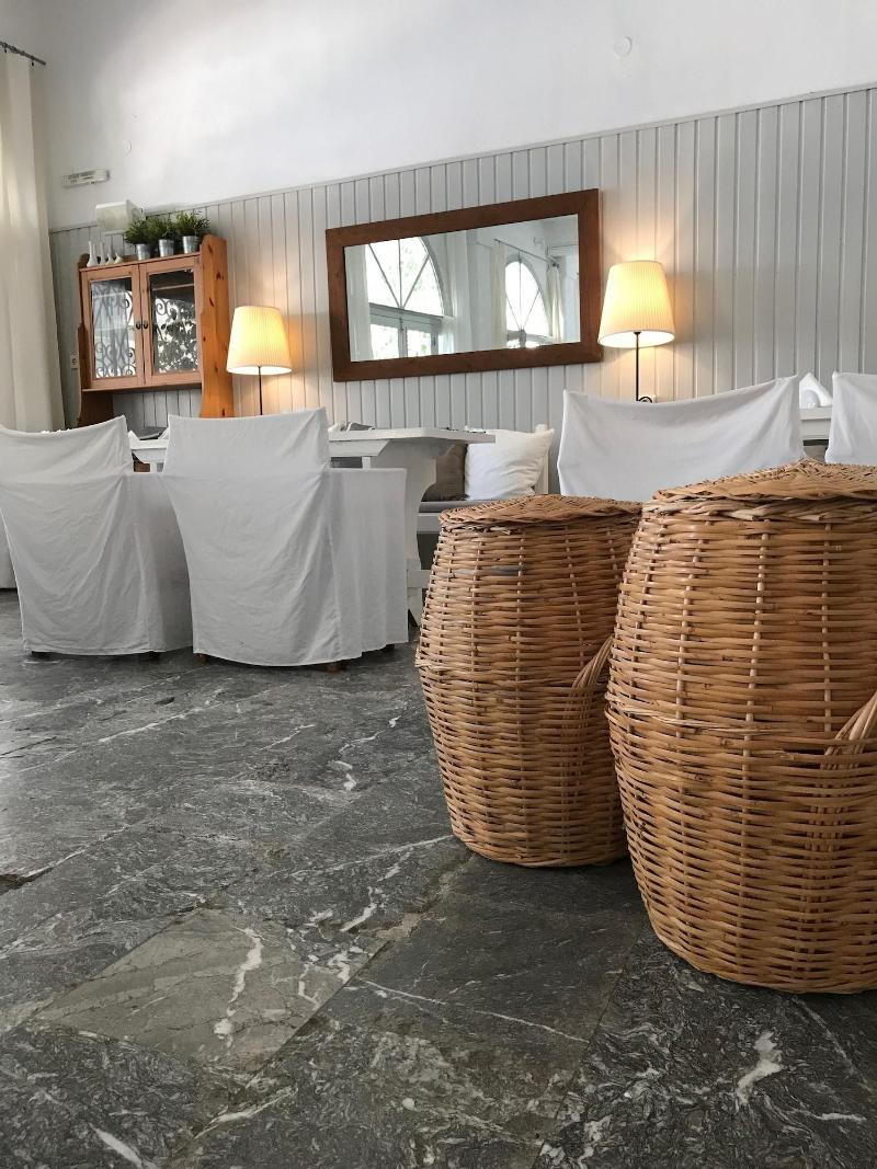 Paradisos Hotel - Lobi