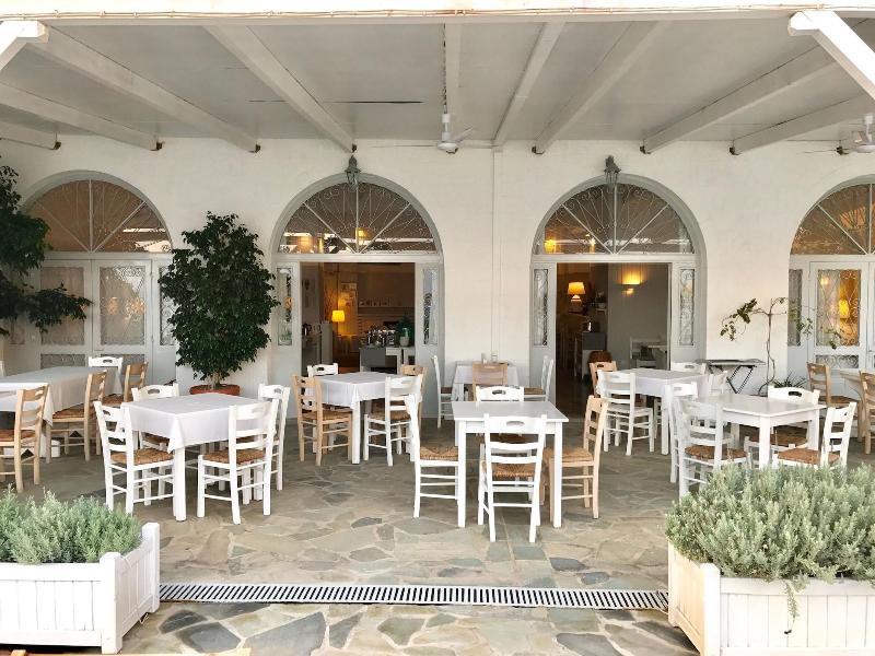 Paradisos Hotel - Genel