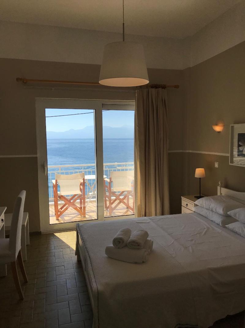 Paradisos Hotel - Oda