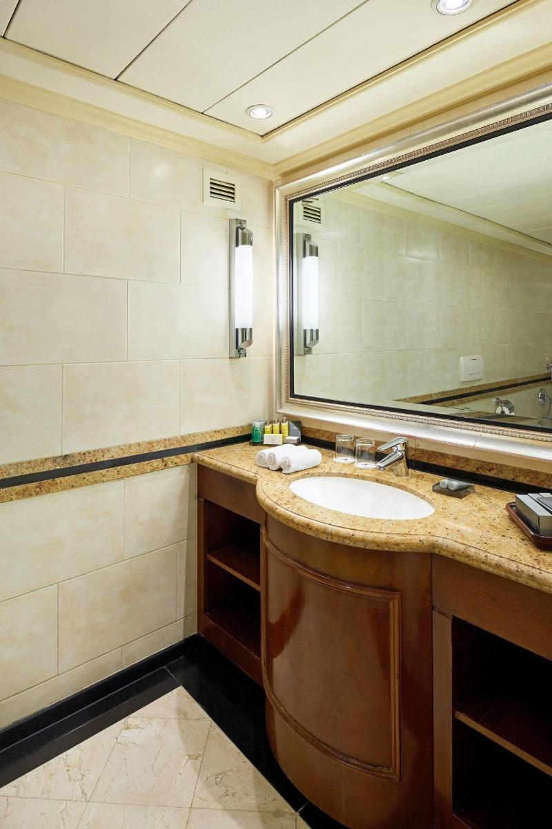 Cairo Marriott hotel & Omar Khayyam Casino - Oda