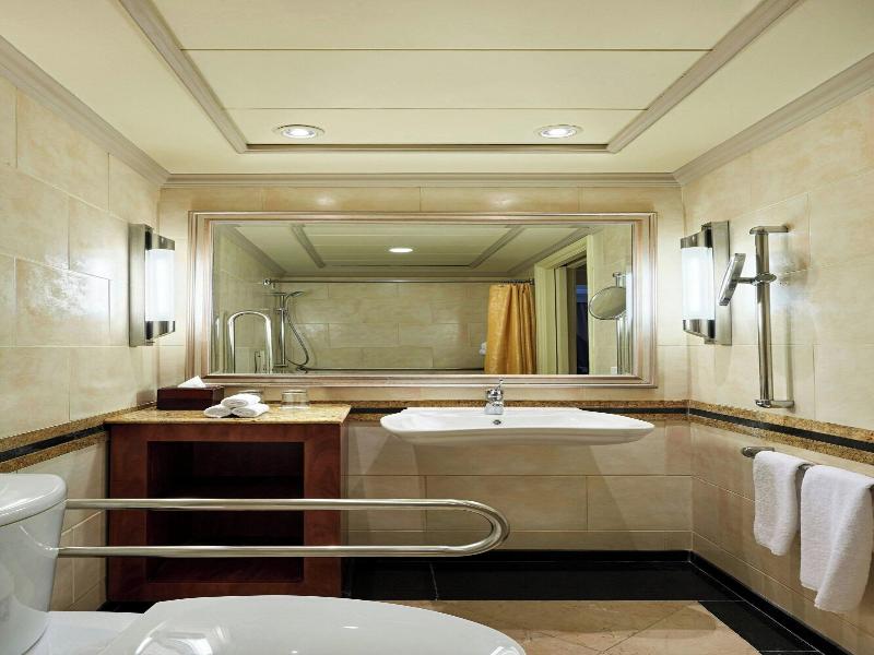 Cairo Marriott hotel & Omar Khayyam Casino - Oda