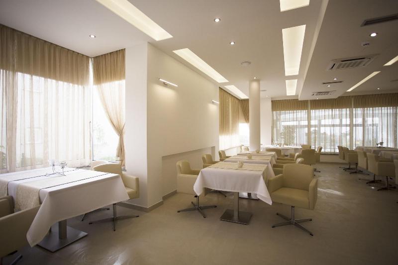 Adrion Aparthotel - Bar