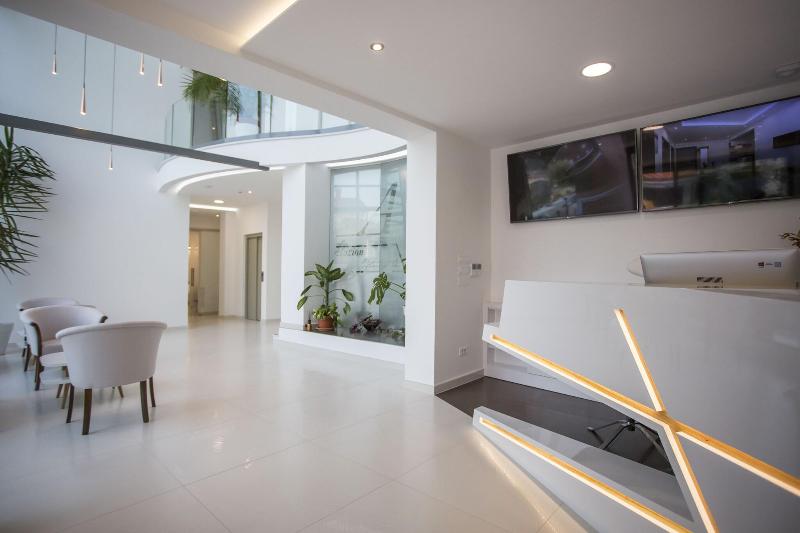Adrion Aparthotel - Lobi
