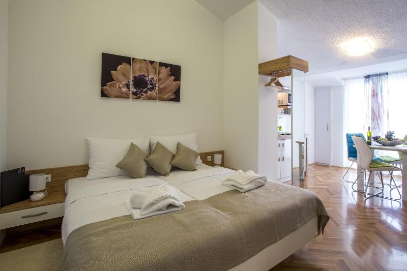 Adrion Aparthotel - Oda