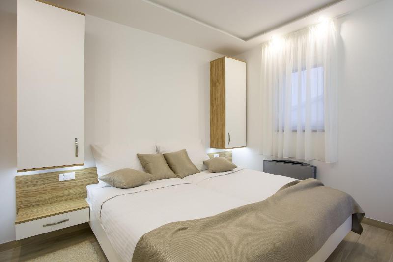 Adrion Aparthotel - Oda