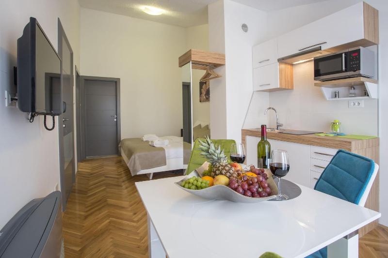 Adrion Aparthotel - Oda