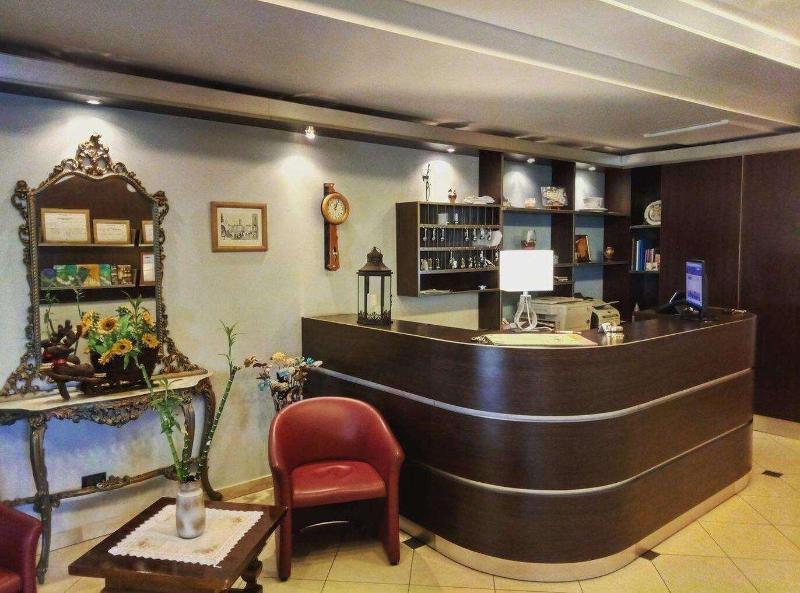 Hotel Blue Ribbon - Lobi