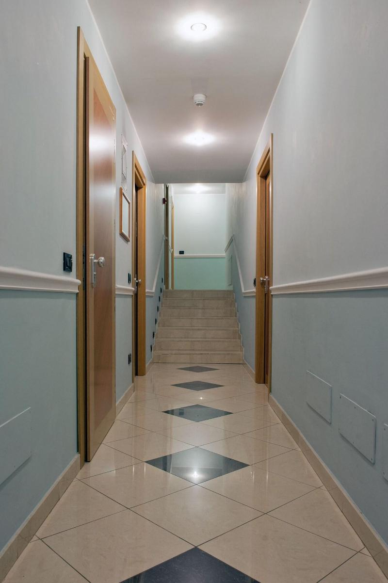 Hotel Blue Ribbon - Lobi