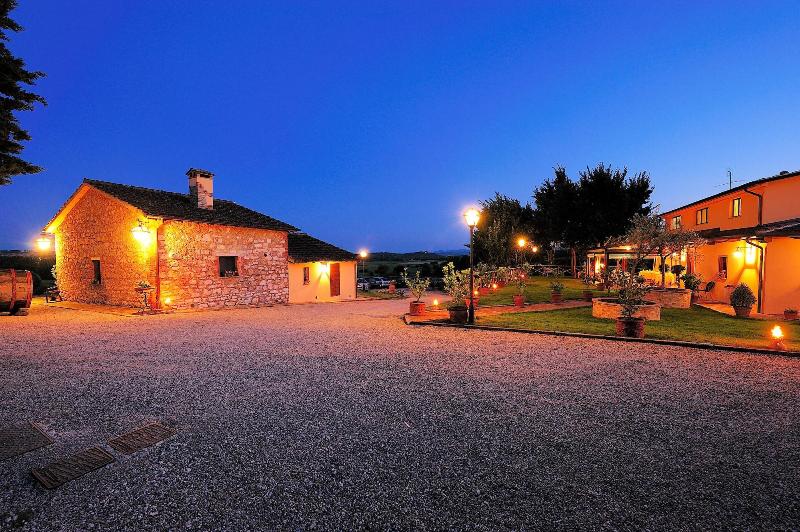 Borgo Mandoleto - Genel