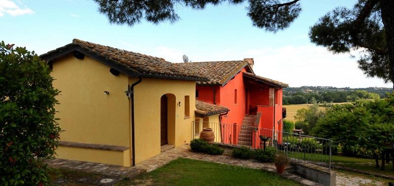 Borgo Mandoleto - Genel