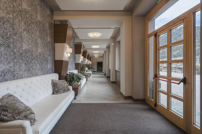 Hotel Cristallo - Lobi