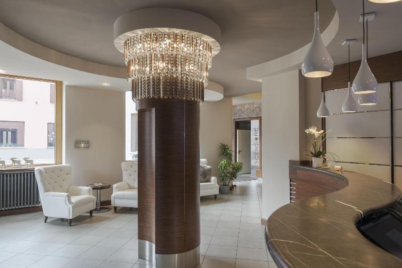 Hotel Cristallo - Lobi