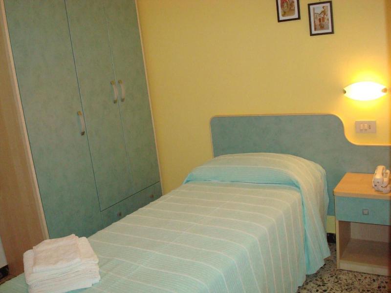 Hotel Villa Ersilia Rimini - Oda