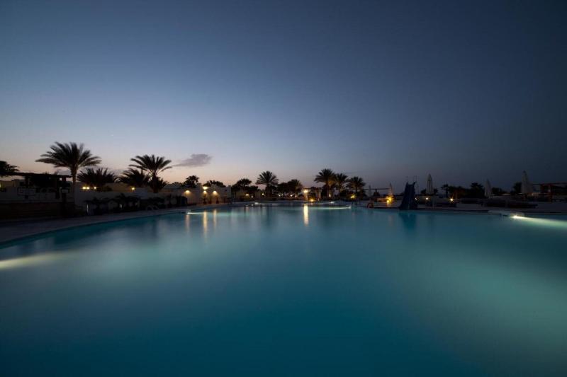 Coral Beach Resort Hurghada - Havuz