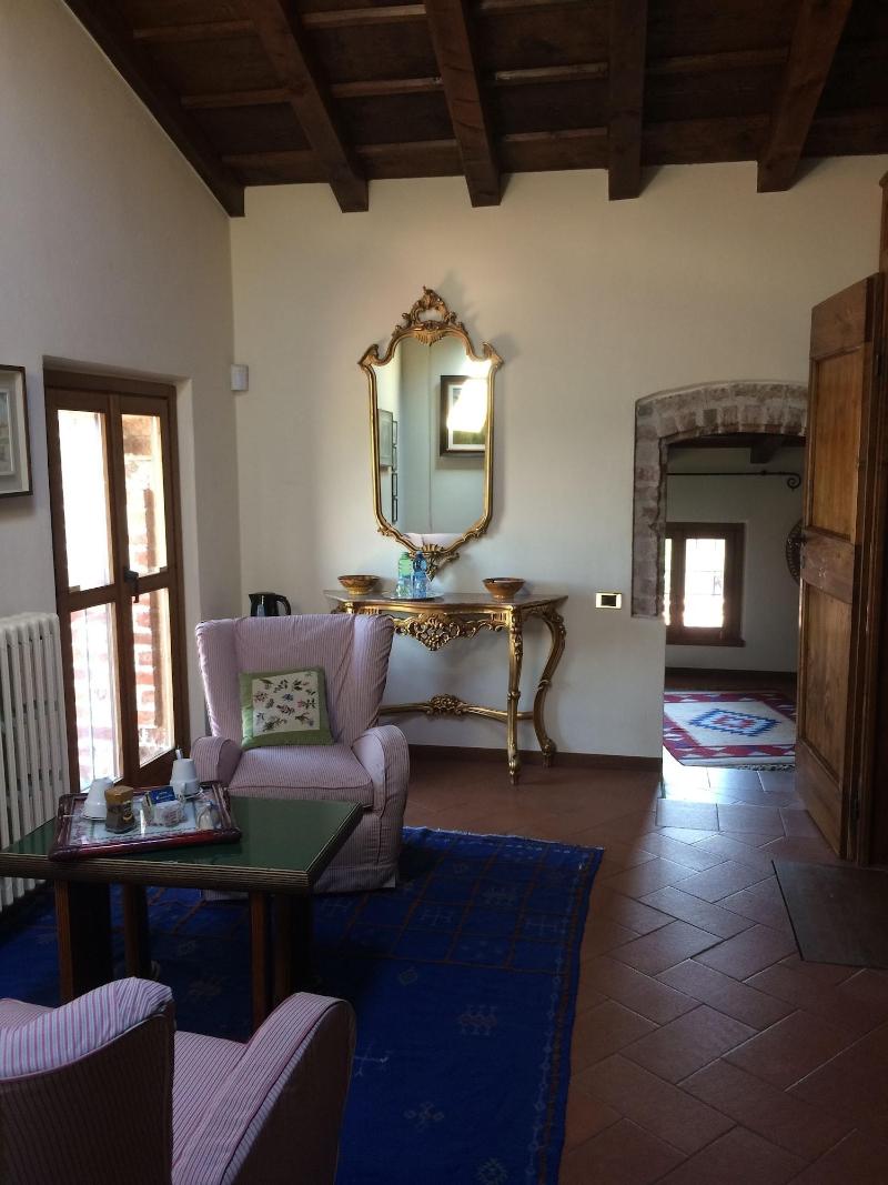 Castello di Cernusco Lombardone - Oda