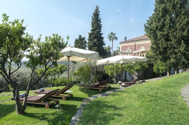 Monaci delle Terre Nere - Genel