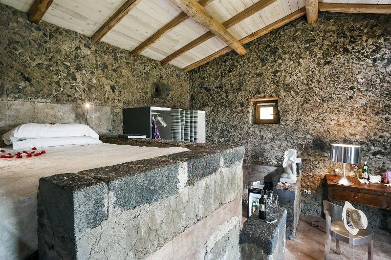 Monaci delle Terre Nere - Oda