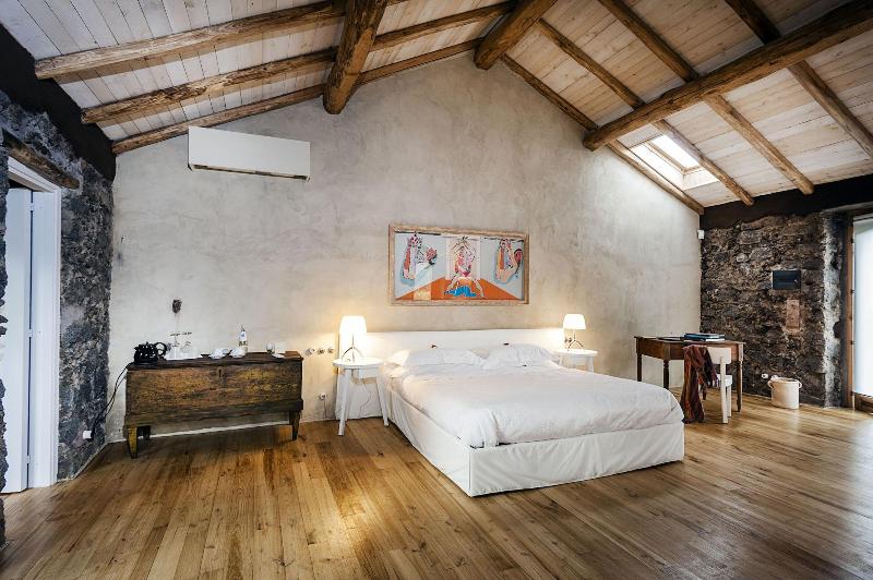 Monaci delle Terre Nere - Oda