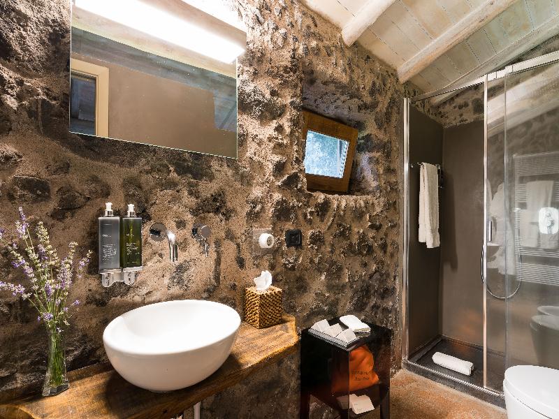 Monaci delle Terre Nere - Oda