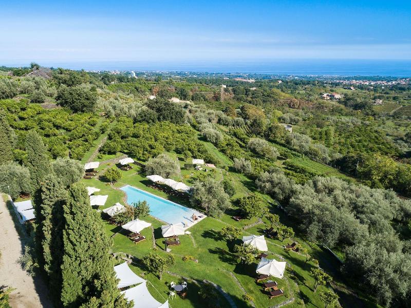 Monaci delle Terre Nere - Havuz