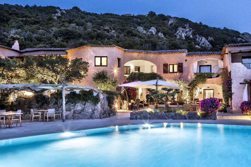 Relais Villa Carola - Havuz