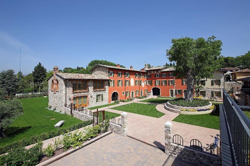 Residence Borgo Mondragon - Genel