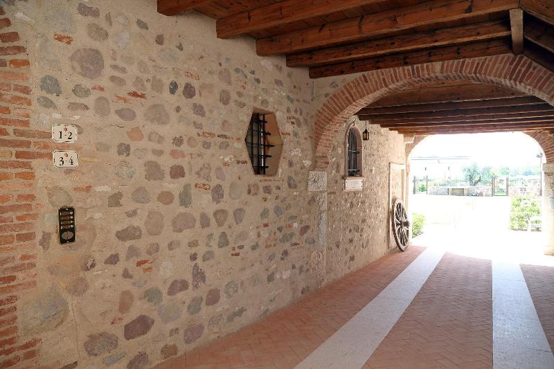 Residence Borgo Mondragon - Genel