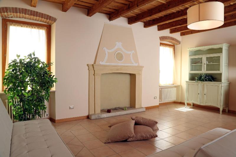Residence Borgo Mondragon - Oda