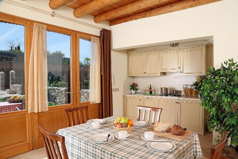 Residence Borgo Mondragon - Oda
