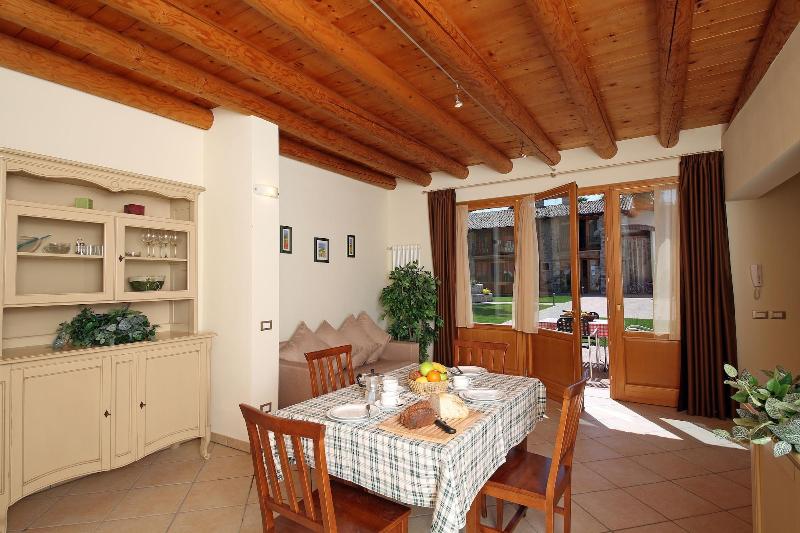 Residence Borgo Mondragon - Oda