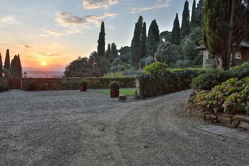 Villa Le Fontanelle - Residenza d'Epoca - Genel