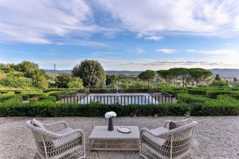 Villa Le Fontanelle - Residenza d'Epoca - Genel