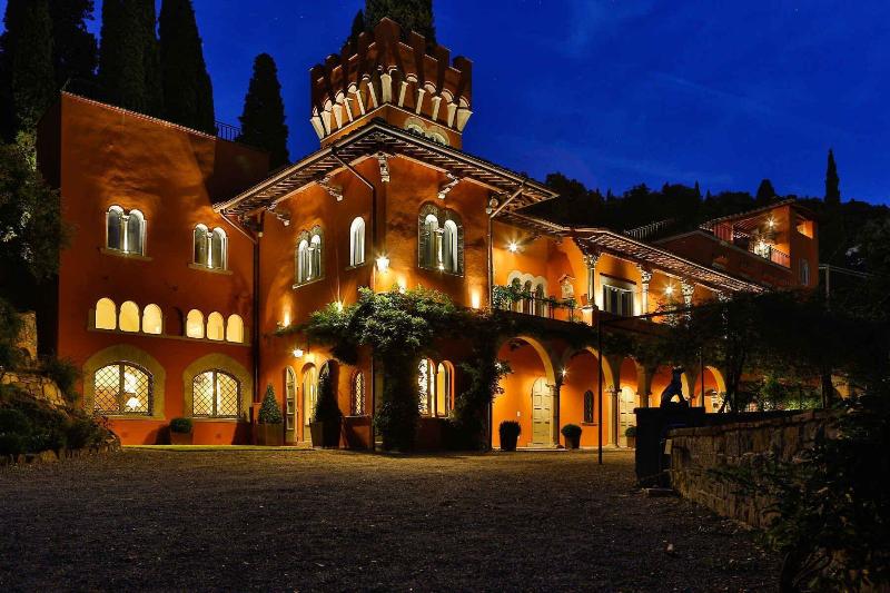 Villa Le Fontanelle - Residenza d'Epoca - Genel