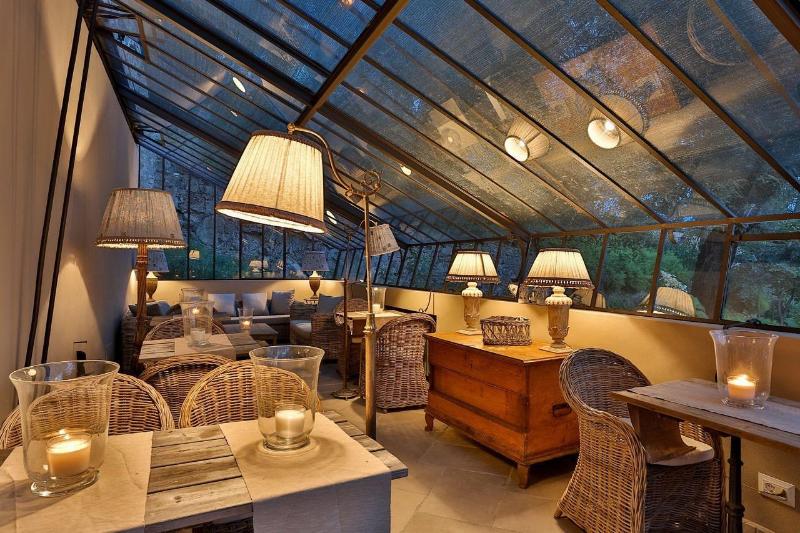 Villa Le Fontanelle - Residenza d'Epoca - Restoran