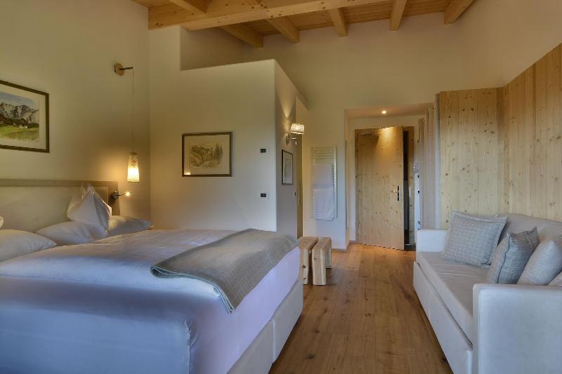 Alpine Hotel Gran FodÃ¡ - Oda