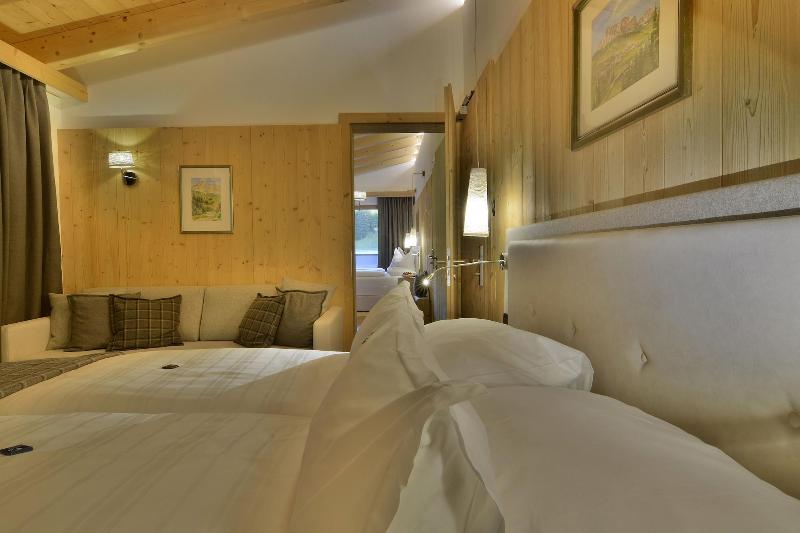 Alpine Hotel Gran FodÃ¡ - Oda