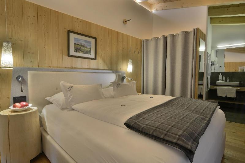 Alpine Hotel Gran FodÃ¡ - Oda