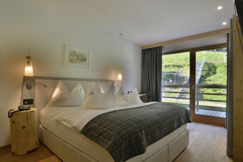 Alpine Hotel Gran FodÃ¡ - Oda