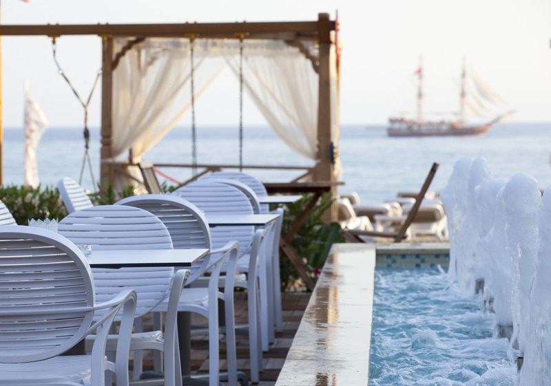 Xperia Saray Beach Hotel - Teras