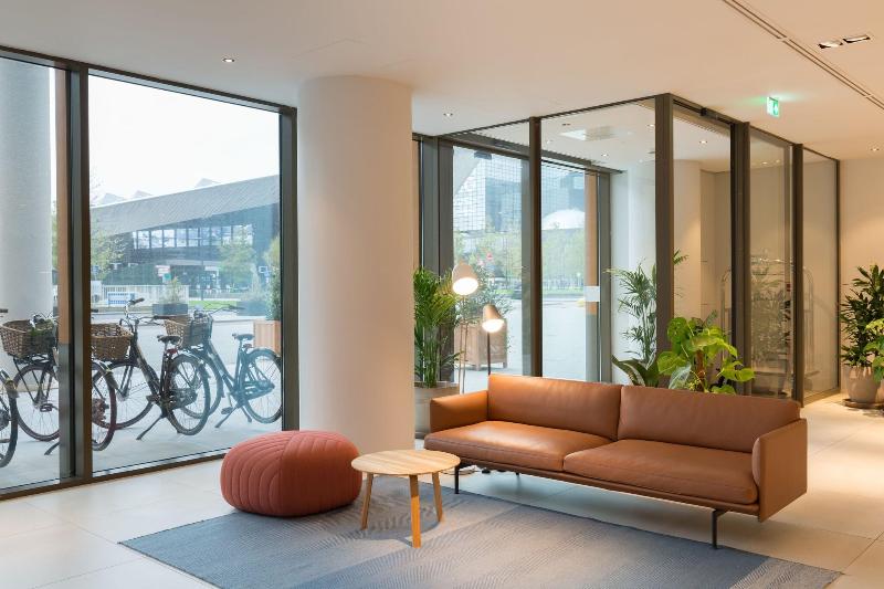 PREMIER SUITES PLUS Rotterdam - Lobi