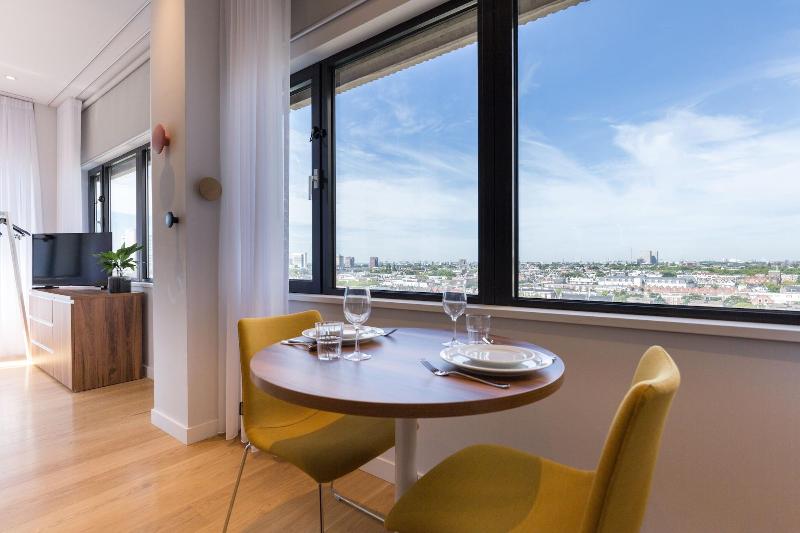 PREMIER SUITES PLUS Rotterdam - Oda