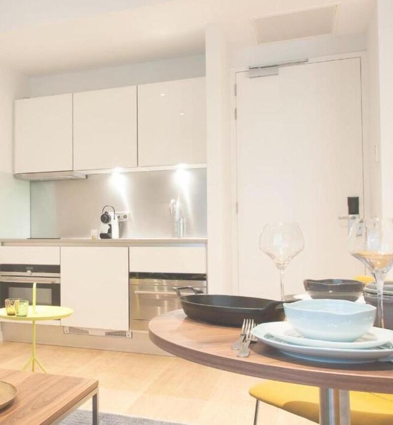 PREMIER SUITES PLUS Rotterdam - Restoran