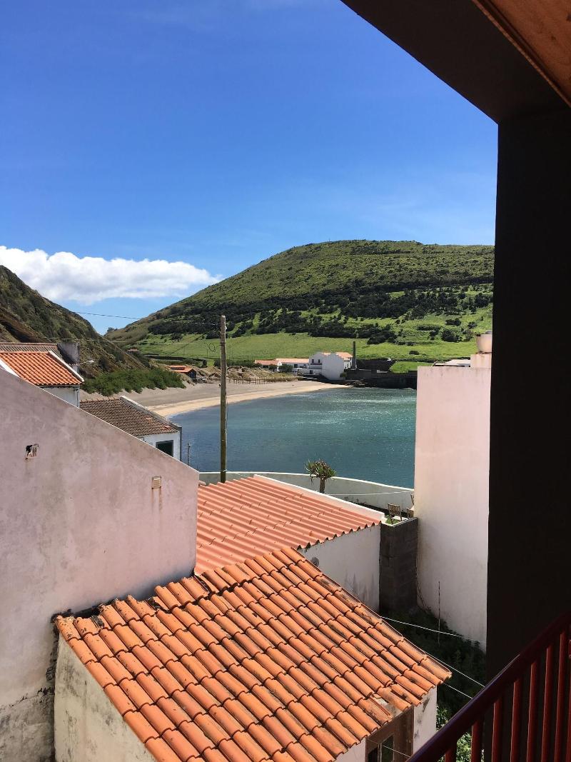 Porto Pim Bay - Genel
