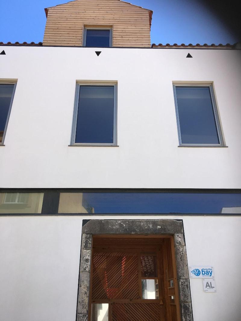 Porto Pim Bay - Genel