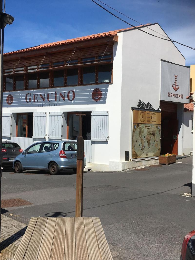Porto Pim Bay - Restoran