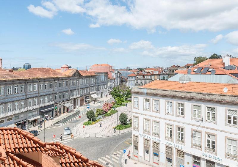 Oporto Street Sa de Noronha - Oda