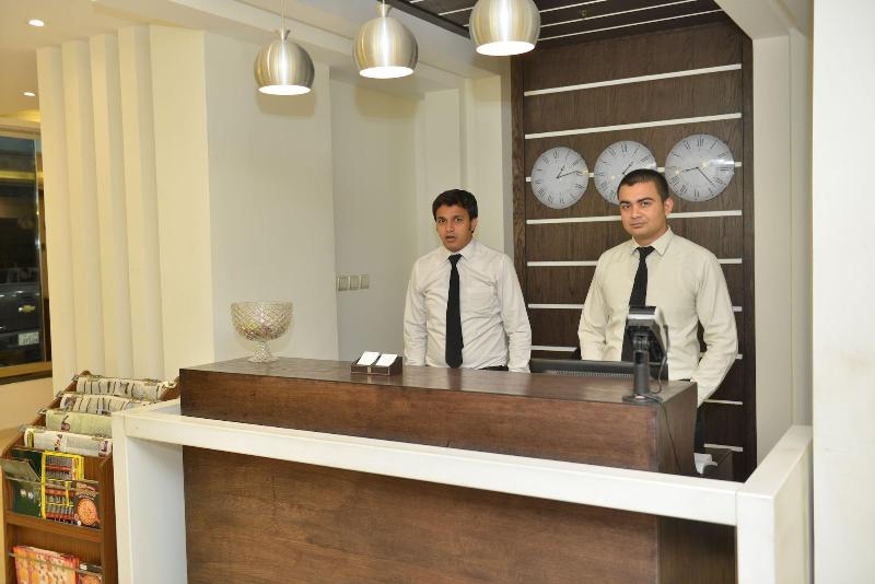 The First Tower Hotel Apartment - Aktivite